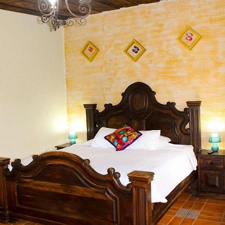 Hotel El Mirador Anexo 1 Santa Lucia Milpas Altas Ngoại thất bức ảnh