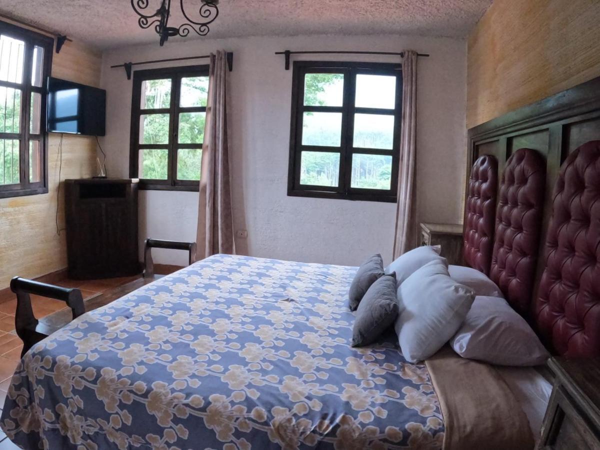 Hotel El Mirador Anexo 1 Santa Lucia Milpas Altas Ngoại thất bức ảnh